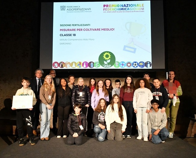 L'Istituto Comprensivo Aldo Moro di Saronno premiato per due progetti