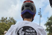 Milano, “Maledette Biciclette”: via al crowdfunding per nuove rastrelliere