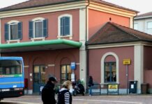 Tradate, investita in bici sulle strisce vicino alla stazione: ferita una donna